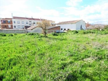 Terreny residencial en venda a Los Arcos