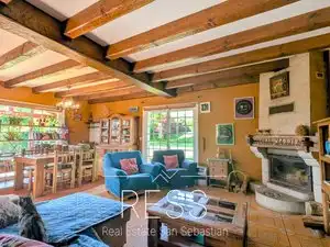 Sala de estar de Casa o chalet en venta en Urrugne con Amueblado
