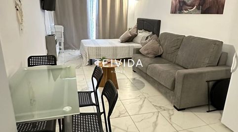 Foto 2 de Piso de alquiler en Avenida Juan Carlos I, Los Cristianos, Arona