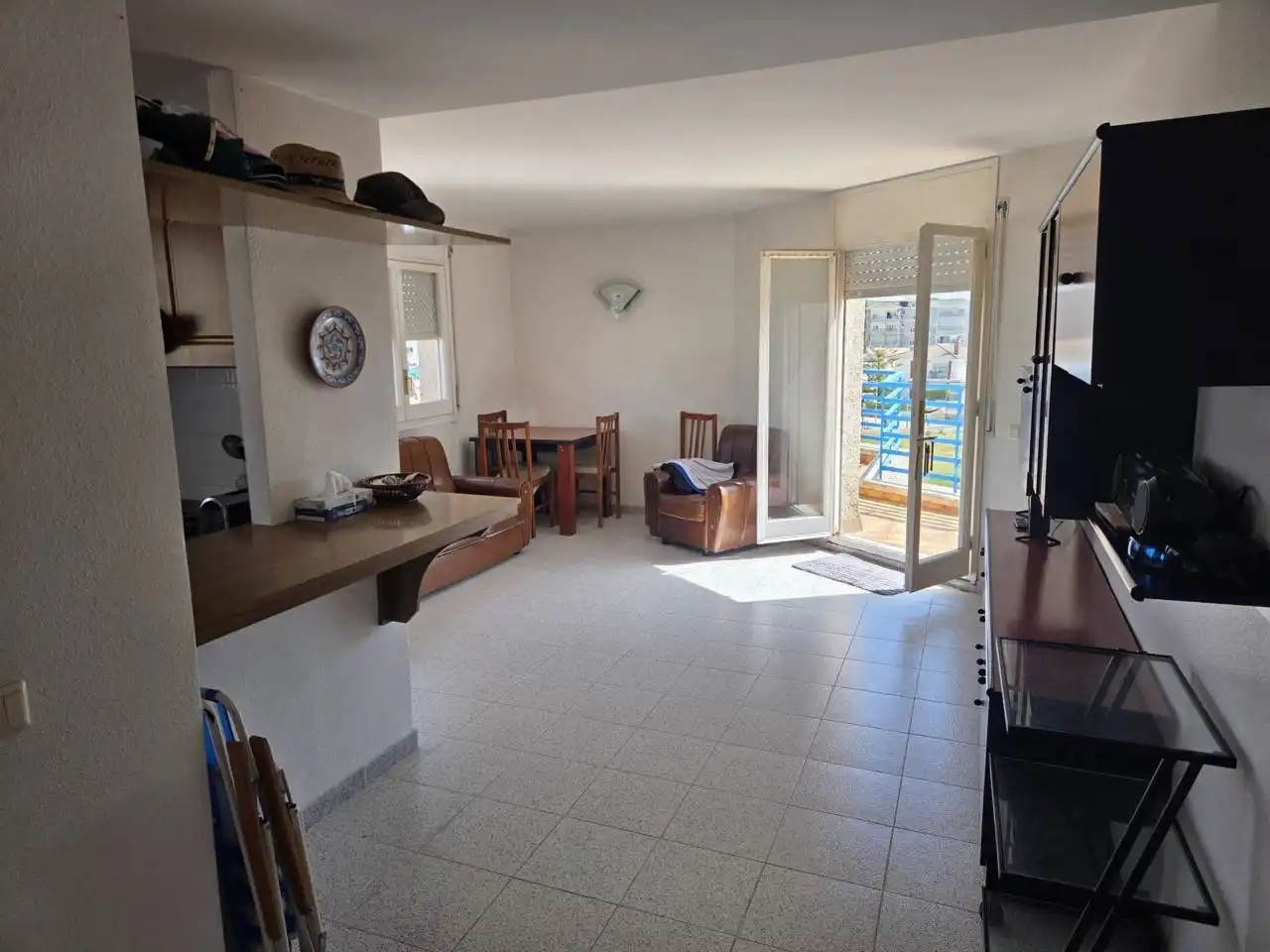 Sala d'estar de Àtic en venda en Cunit amb Terrassa, Moblat i Balcó