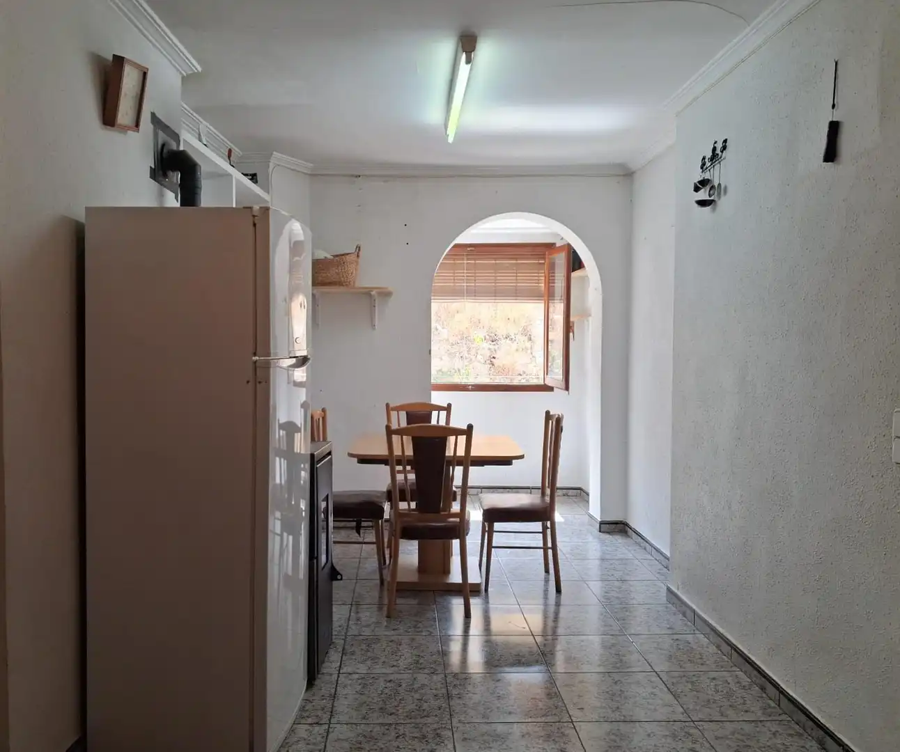 Cuina de Pis en venda en Requena amb Traster i Balcó