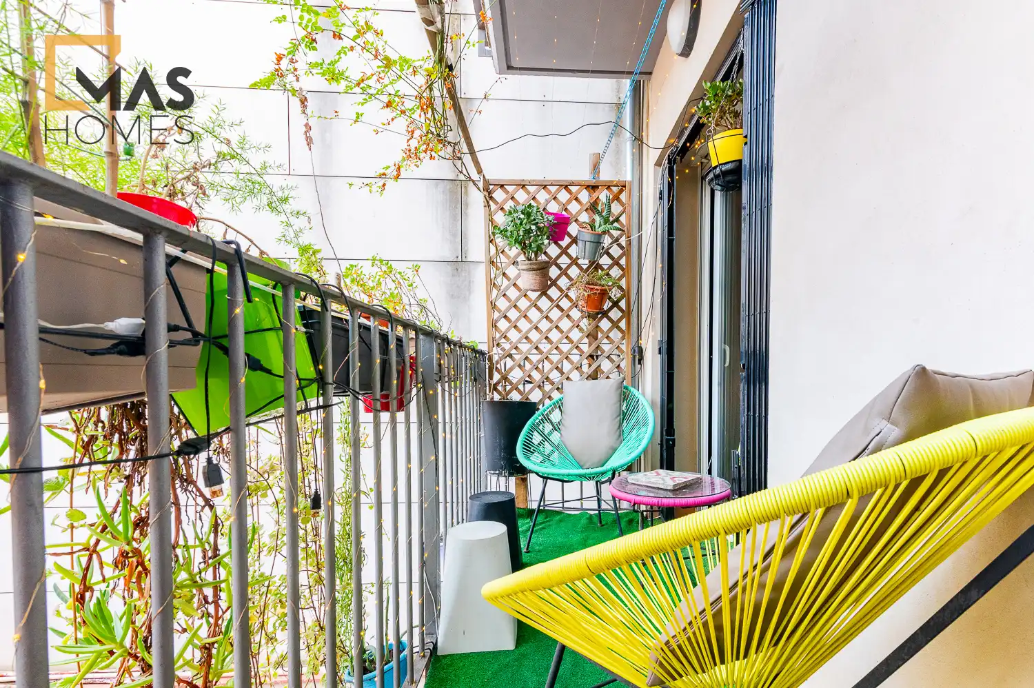 Terrasse von Erdgeschoss zum Verkauf in Martorell mit Balkon