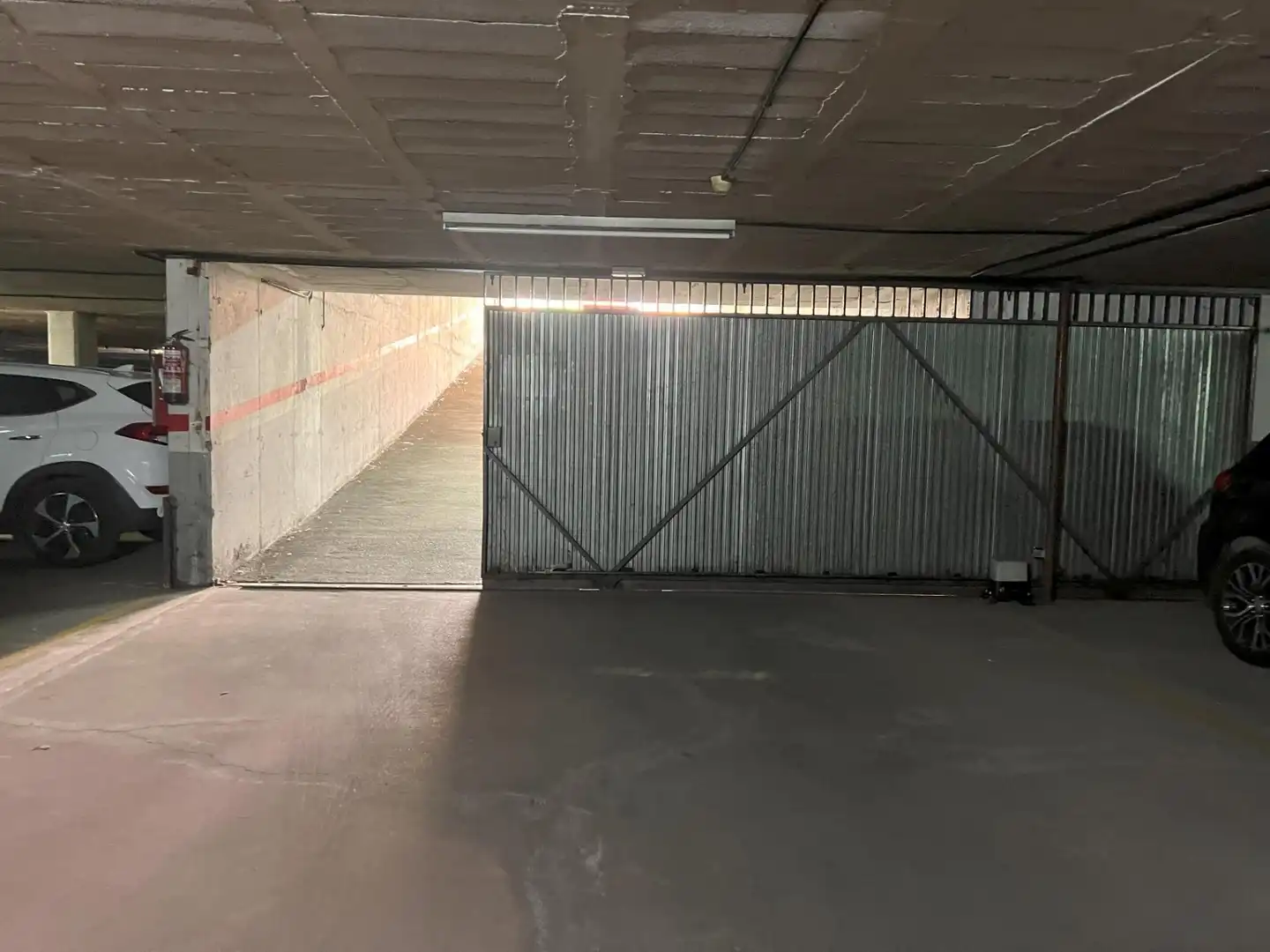 Einzelparkplatz zum Verkauf in Calle AMADEU VIVES 2, imagen 7