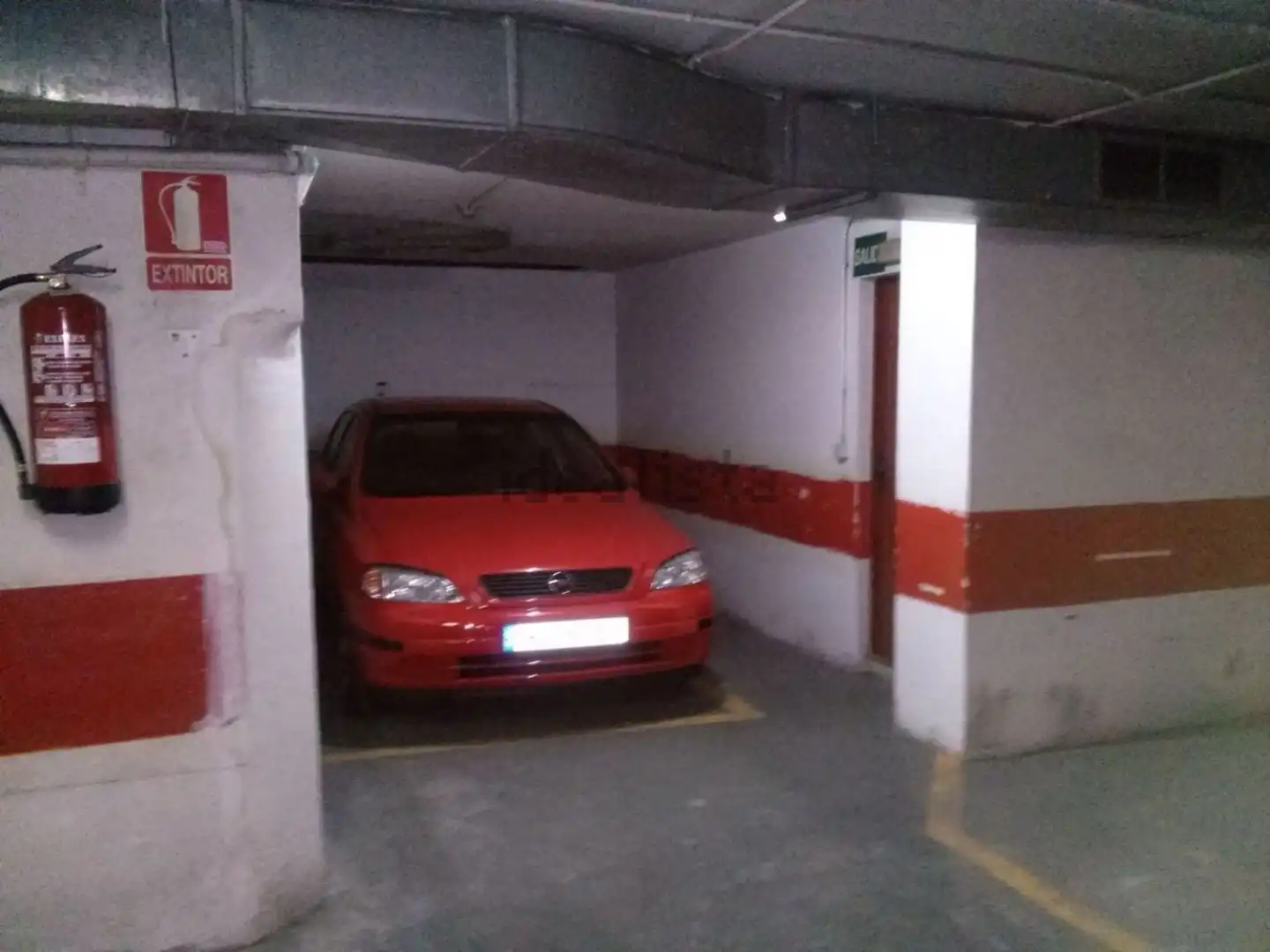 Parkplatz von Garage zur Miete in Zaragoza