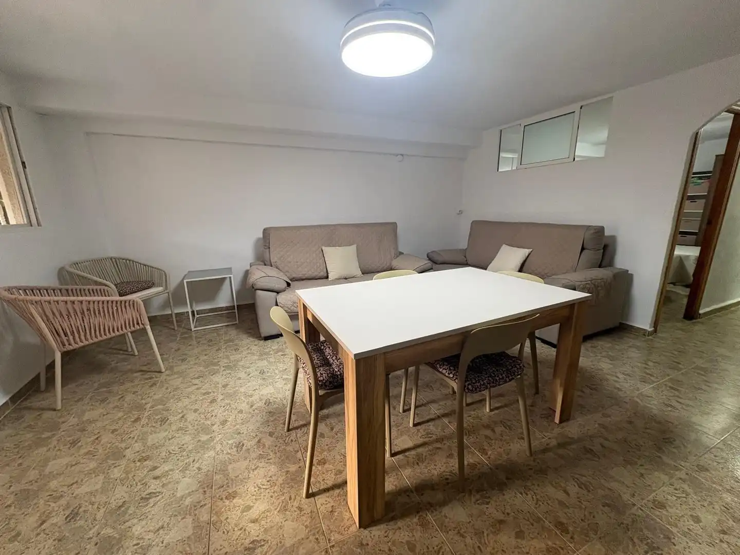 Ground floor with garden to rent in NUEVO PUERTO BELLO-MANGA