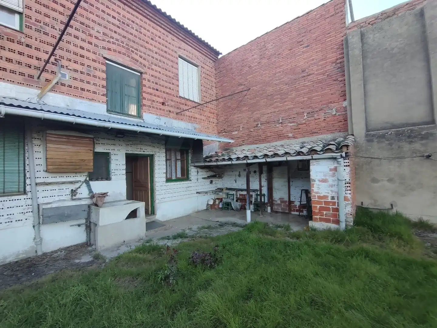 Exterior view of Country homes for sale in Hospital de Órbigo  with Heating
