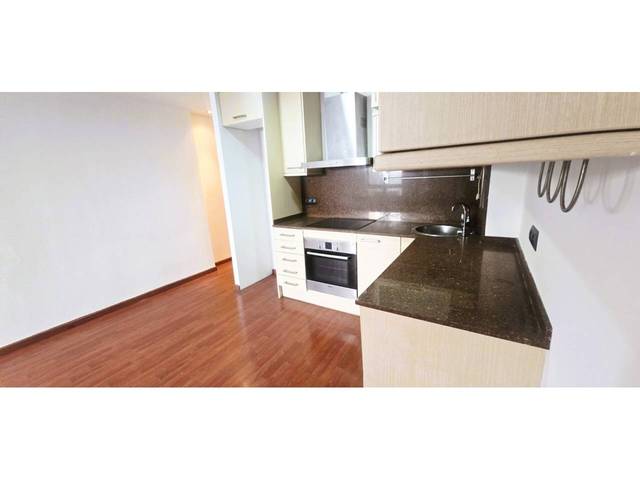 Piso en Venta en Calle Topete en Barri del Centre