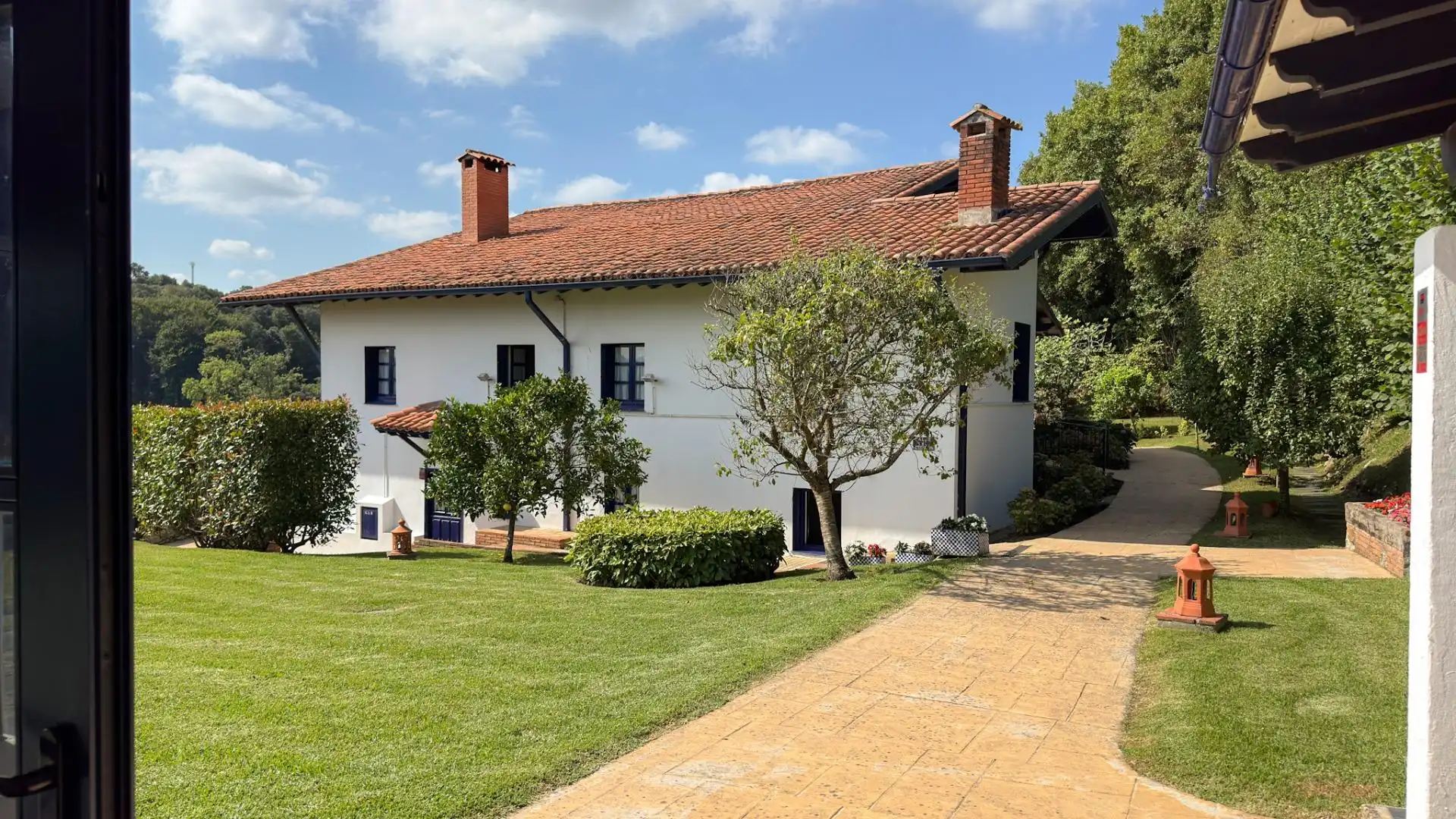 Vista exterior de Casa o chalet en venta en Comillas (Cantabria)