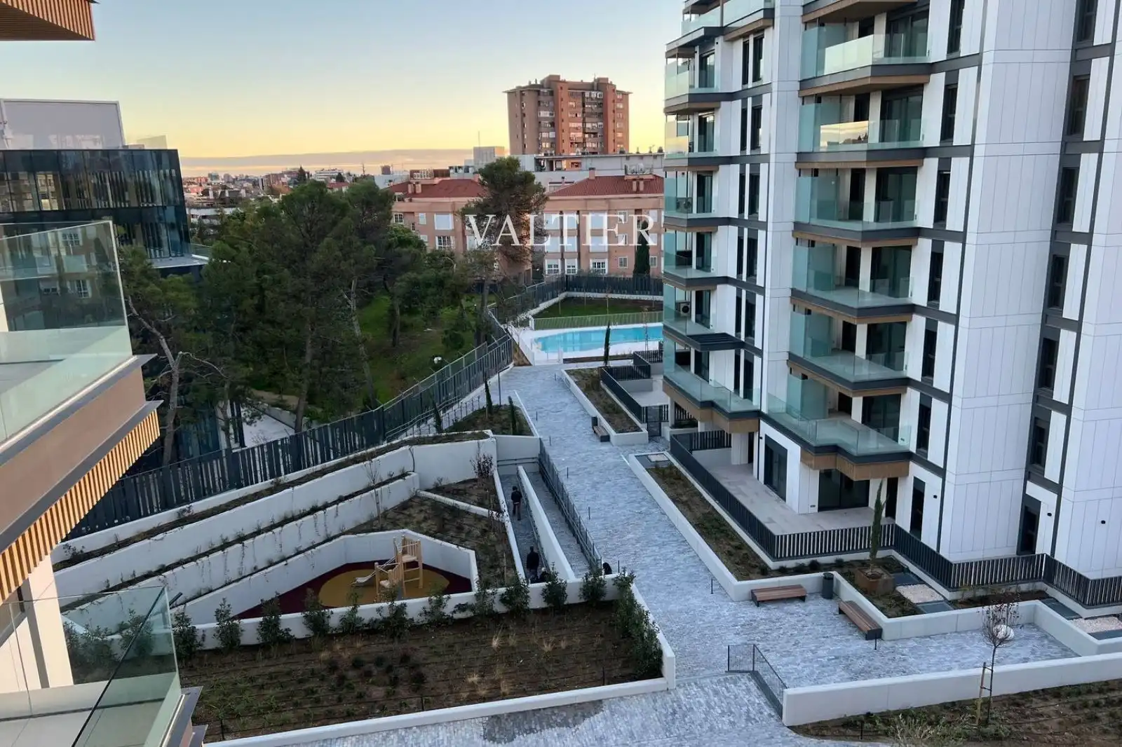 Terrassa de Pis de lloguer en Madrid amb Terrassa, Traster i Piscina