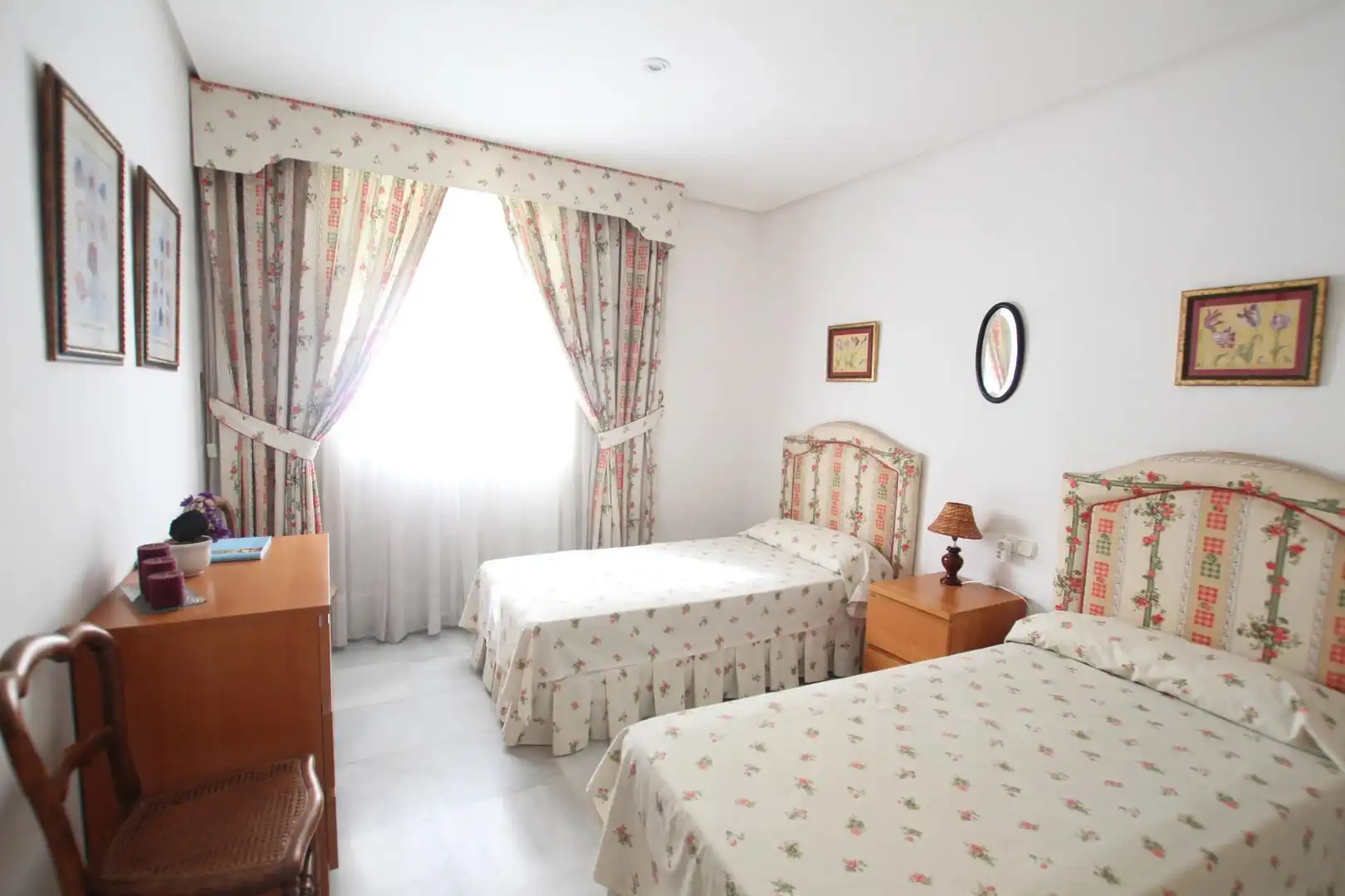 Habitación de Casa o chalet en venta en Jerez de la Frontera con Aire acondicionado, Jardín privado y Trastero