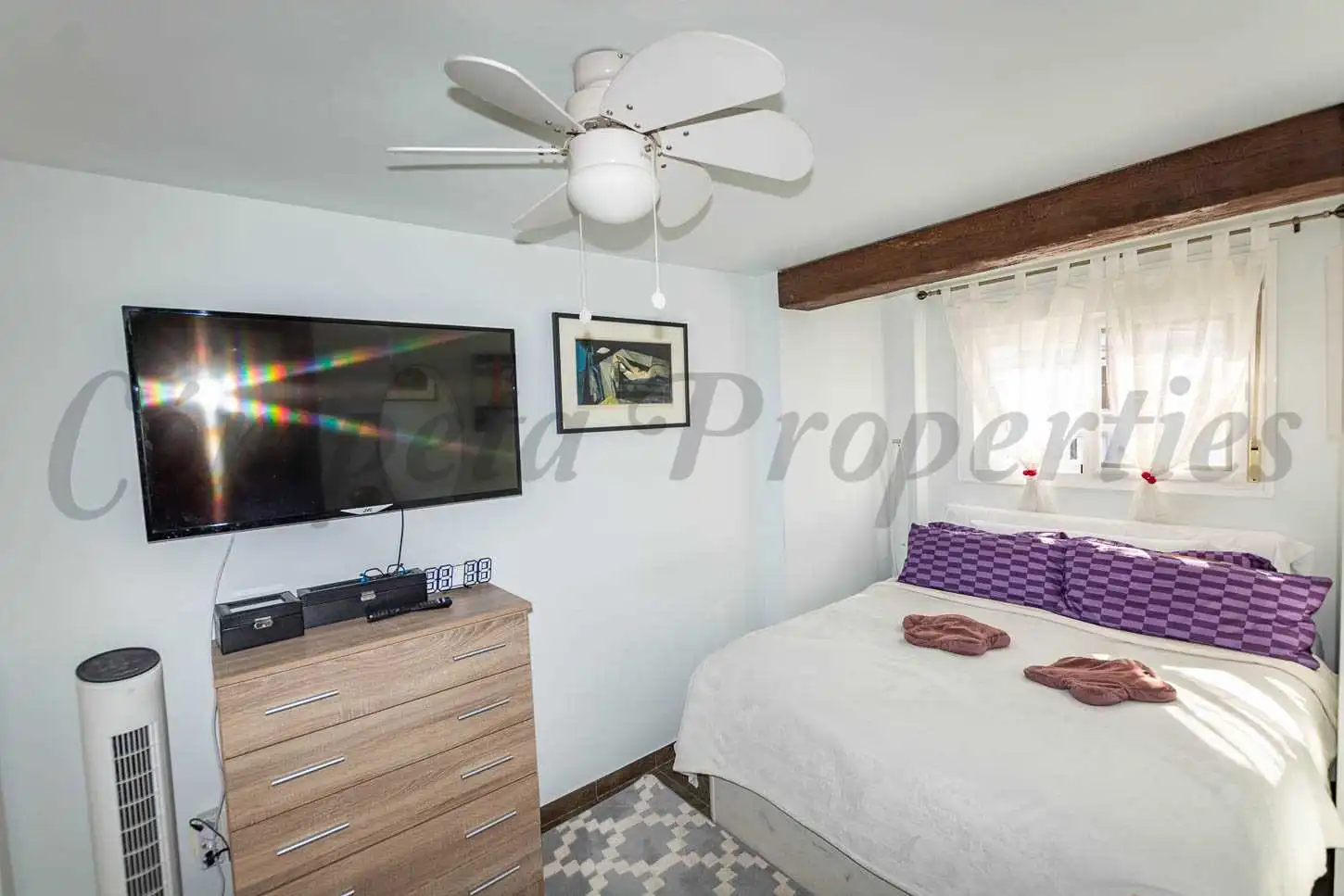 Habitación de Casa adosada en venta en Nerja con Aire acondicionado, Terraza y Amueblado