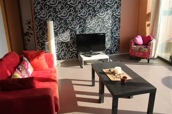 Wohnzimmer von Dachboden zur Miete in Cambrils mit Klimaanlage, Terrasse und Möbliert