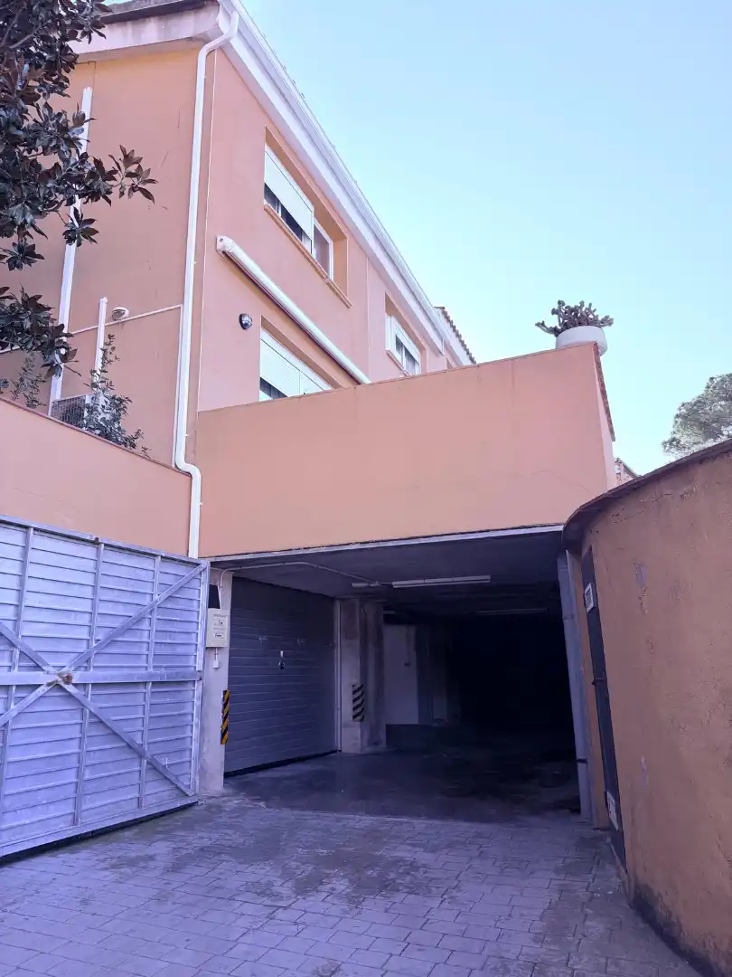 Vista exterior de Casa o chalet en venta en Castell d'Aro, Platja d'Aro i s'Agaró con Aire acondicionado, Calefacción y Jardín privado