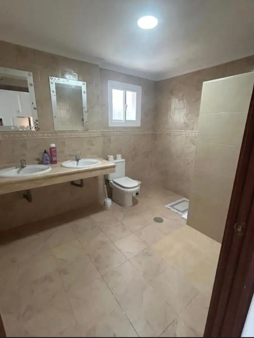 Baño de Edificio en venta en Málaga