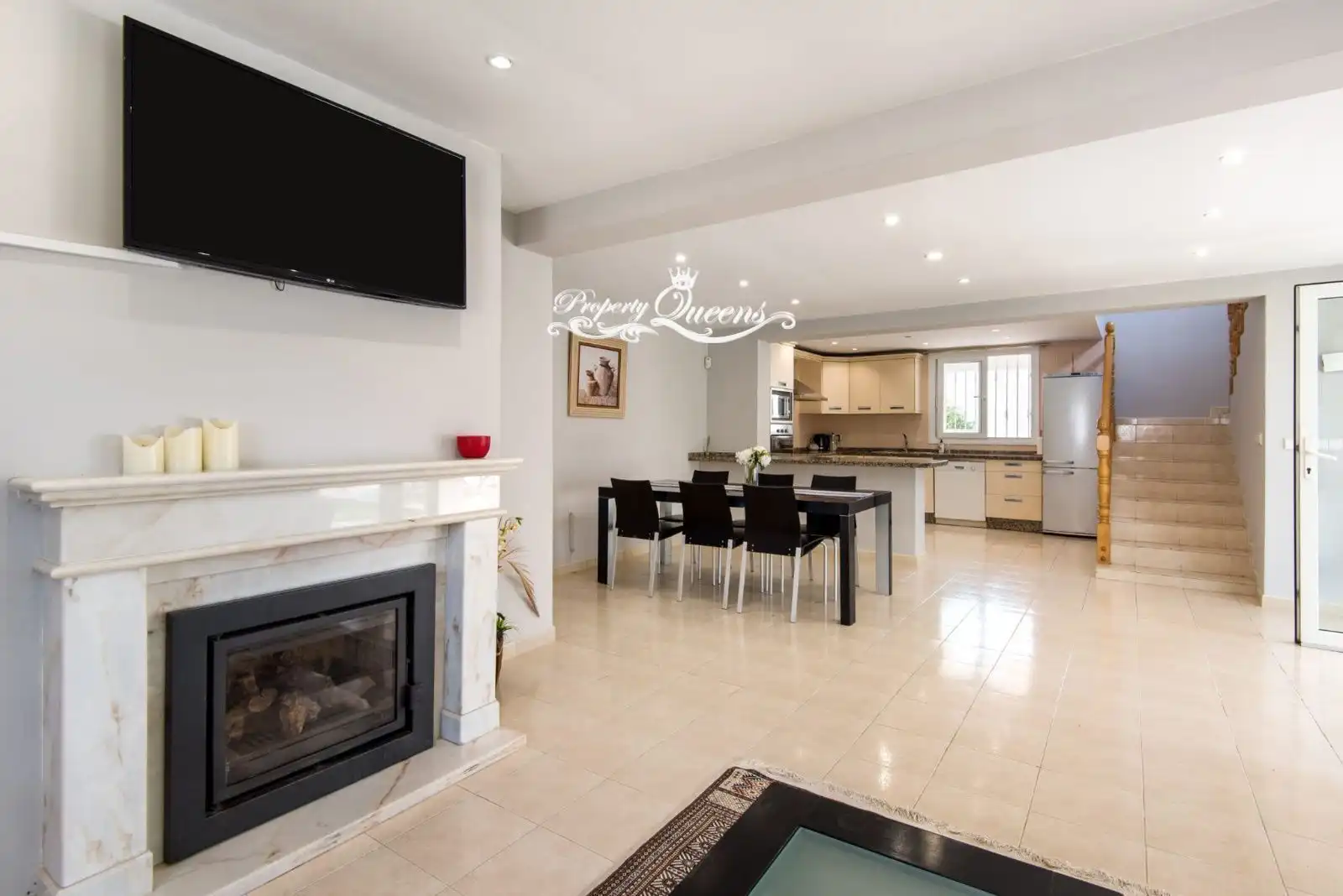 Sala d'estar de Casa o xalet en venda en Marbella amb Aire condicionat, Terrassa i Traster