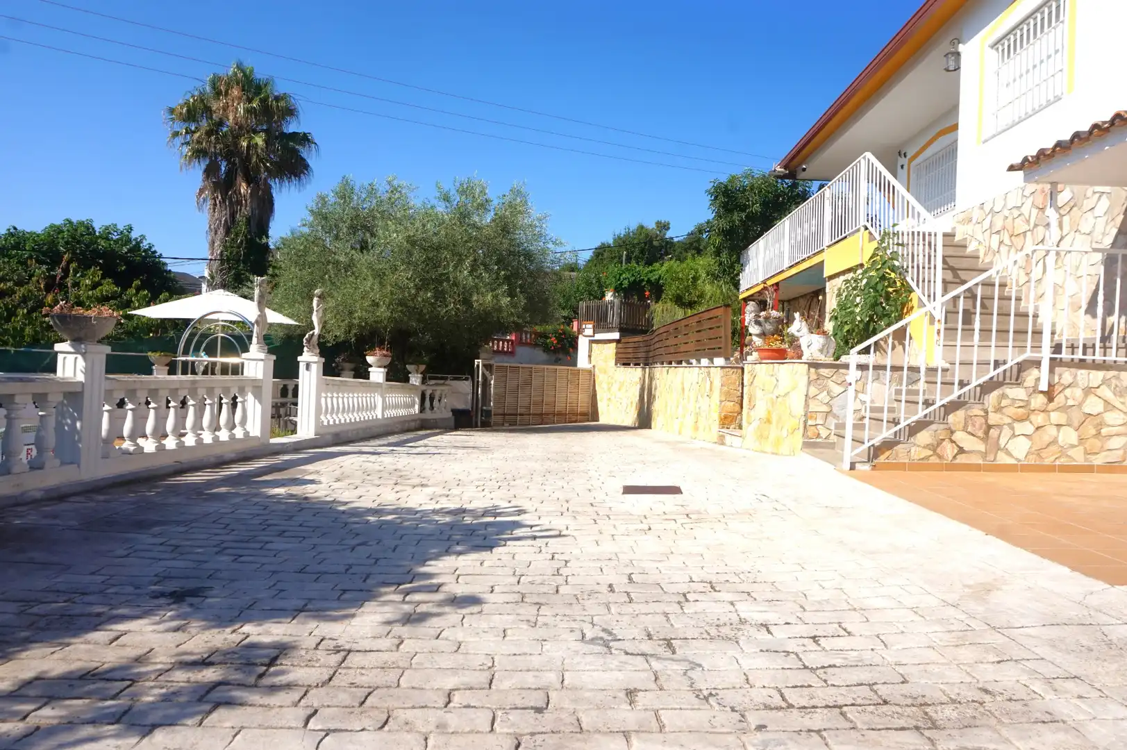 Vista exterior de Casa o xalet en venda en Fogars de la Selva amb Calefacció, Jardí privat i Terrassa