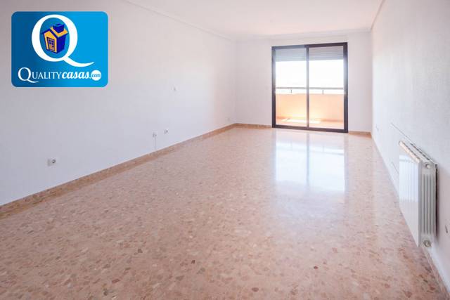 Piso en Venta en Parque Lo Torrent