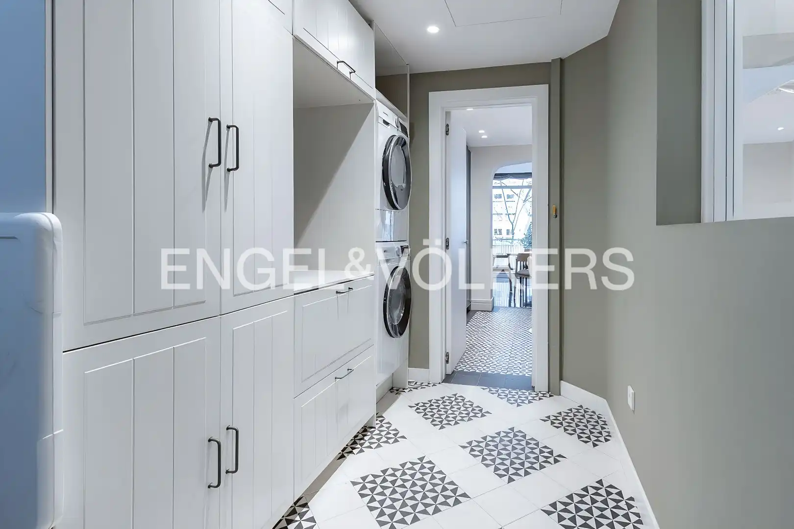 Flat for sale in Barcelona  with Air Conditioner, Heating and Parquet flooring