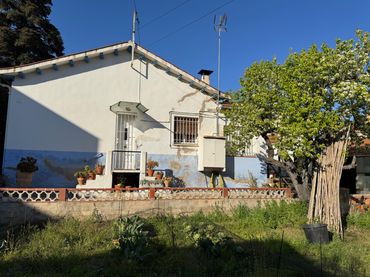 Casa amb jardí en venda a Santa Rosa