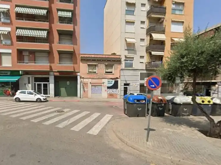 Vista exterior de Residencial en venta en Sabadell