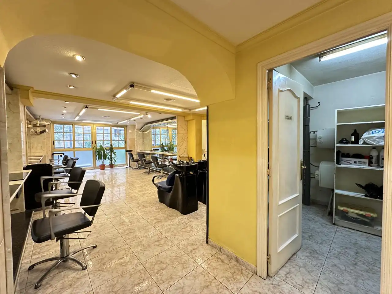 Office for sale in Alicante / Alacant  with Air Conditioner