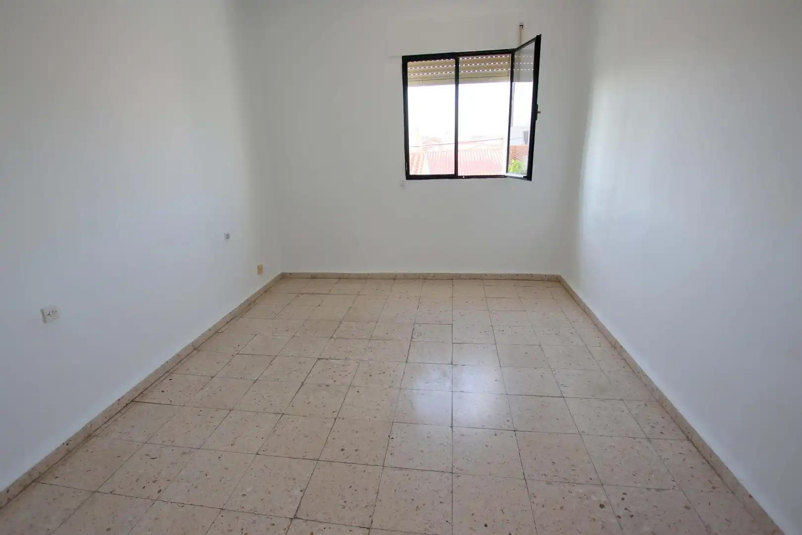 Habitación de Casa o chalet en venta en Valdelacalzada, Badajoz