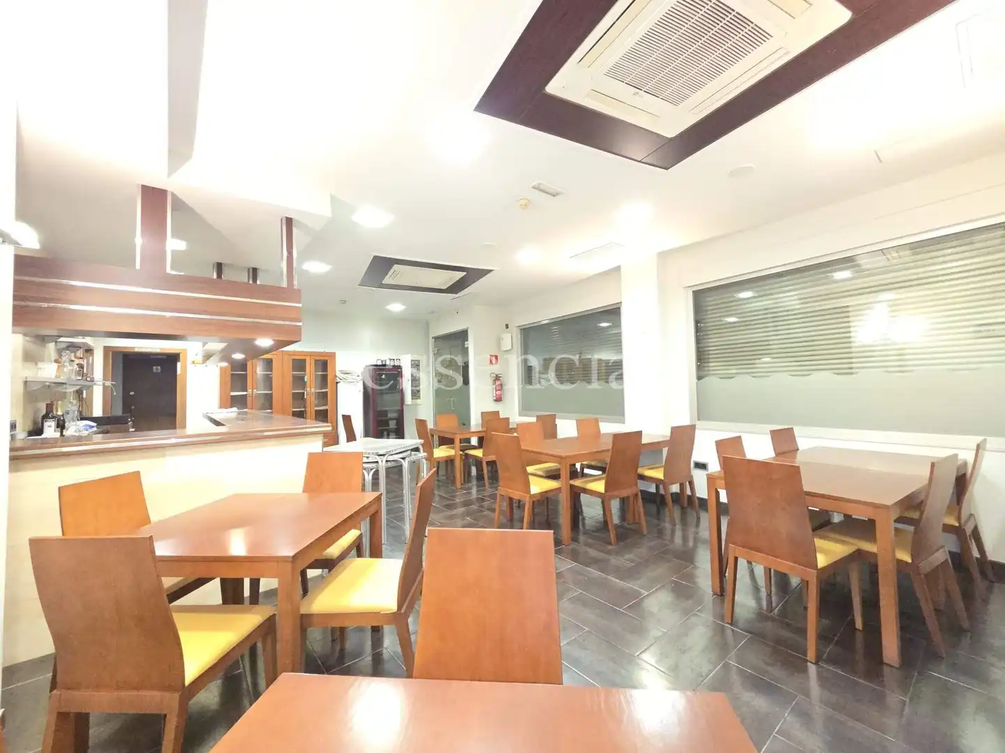 Business premises to rent in Miramar