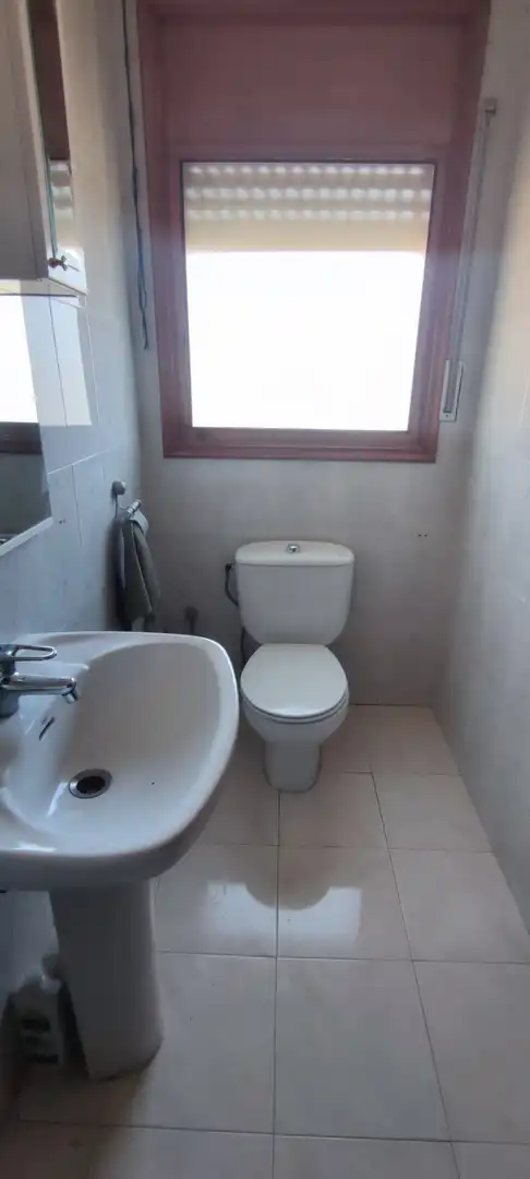 Bany de Casa o xalet en venda en Vallirana amb Calefacció