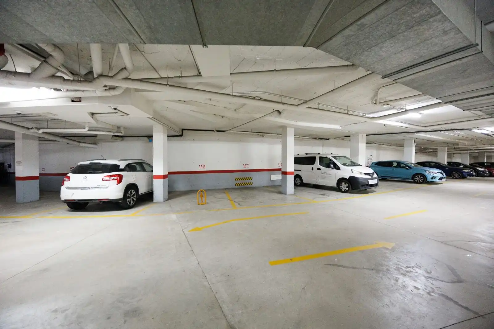 Parkplatz von Dachboden zur Miete in El Campello mit Klimaanlage, Heizung und Terrasse