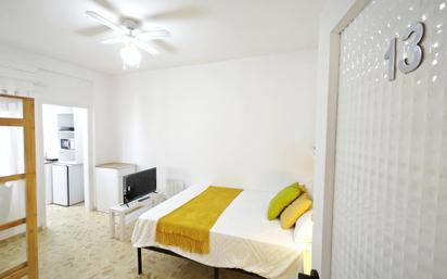 Bedroom of Study to rent in Cartagena  with Air Conditioner and Heating