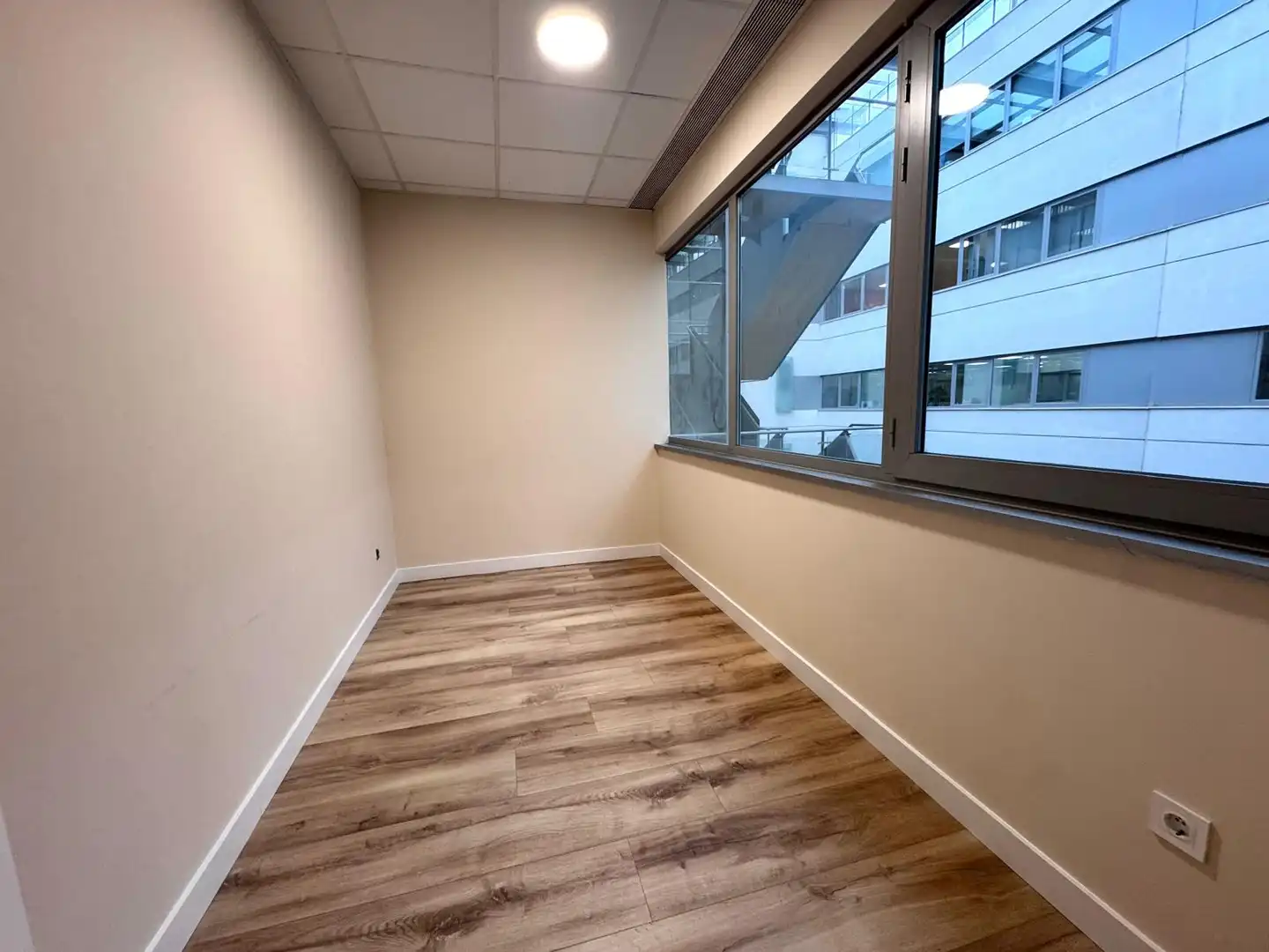 Büro zur Miete in Rivas-Vaciamadrid mit Heizung und Alarm