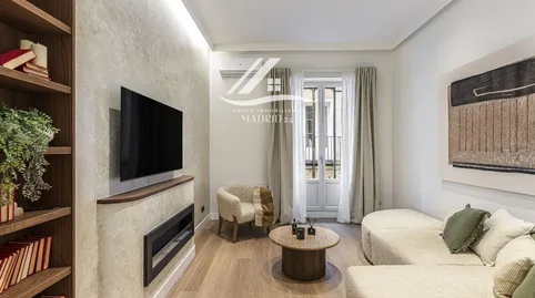 Foto 2 von Wohnung zum Verkauf in Calle de Valverde, Universidad - Malasaña, Madrid Capital