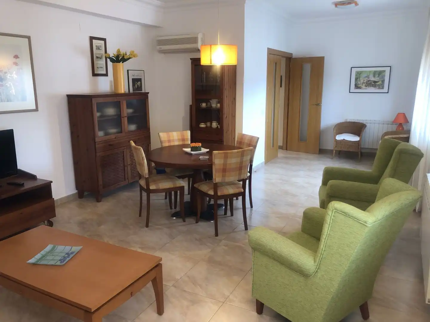 Comedor de Piso en venta en Hellín con Aire acondicionado, Calefacción y Trastero