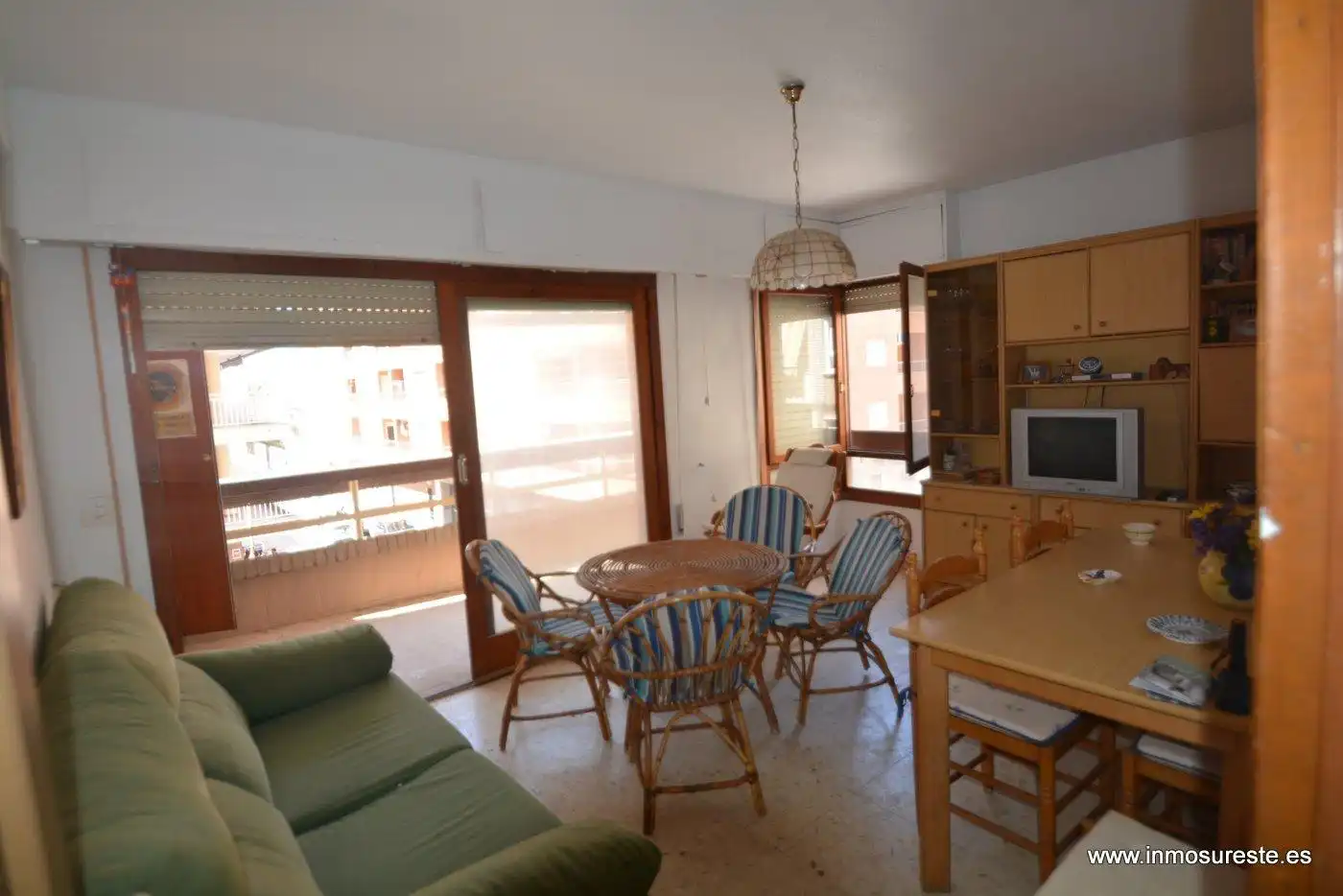 Sala d'estar de Pis en venda en Torrevieja amb Balcó