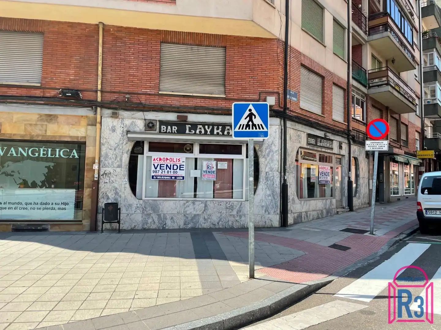 Local comercial en venda a Señor de Bembibre, imagen 2