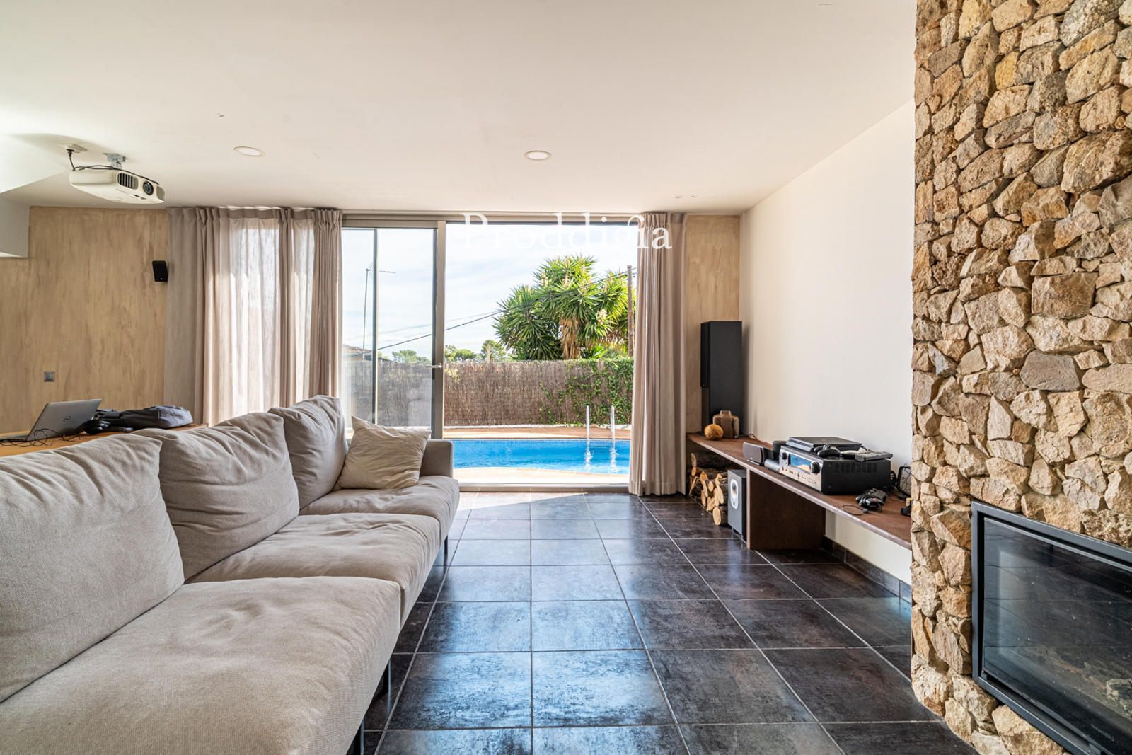 Sala de estar de Casa o chalet en venta en Sant Cugat del Vallès con Aire acondicionado, Calefacción y Trastero