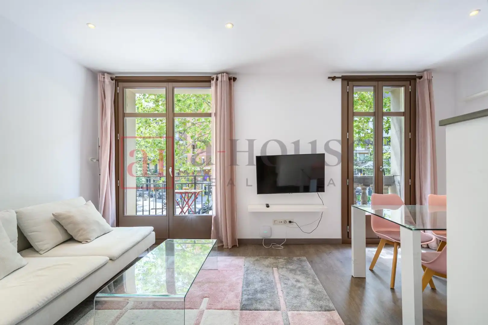 Living room of Flat for sale in Barcelona  with Air Conditioner, Heating and Parquet flooring