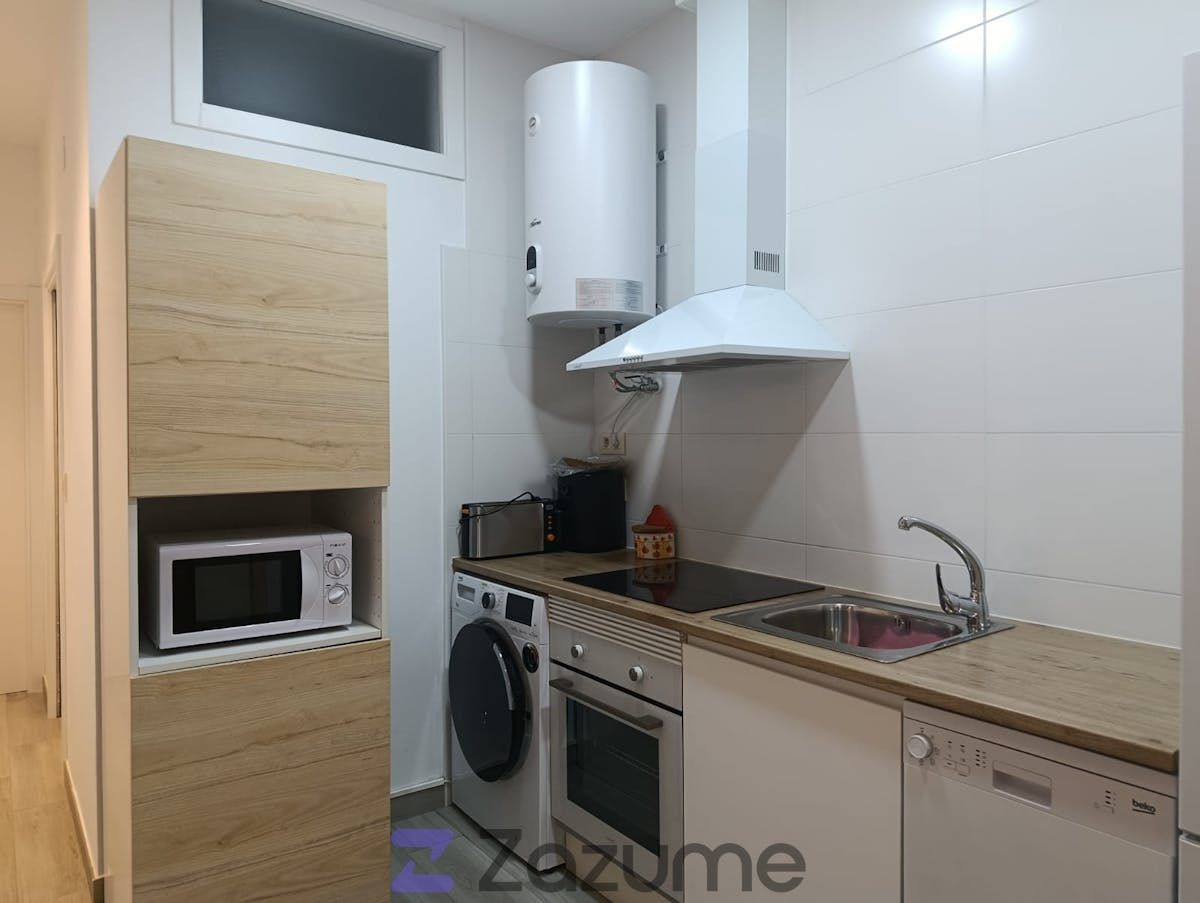 Pis de lloguer a C. Alique