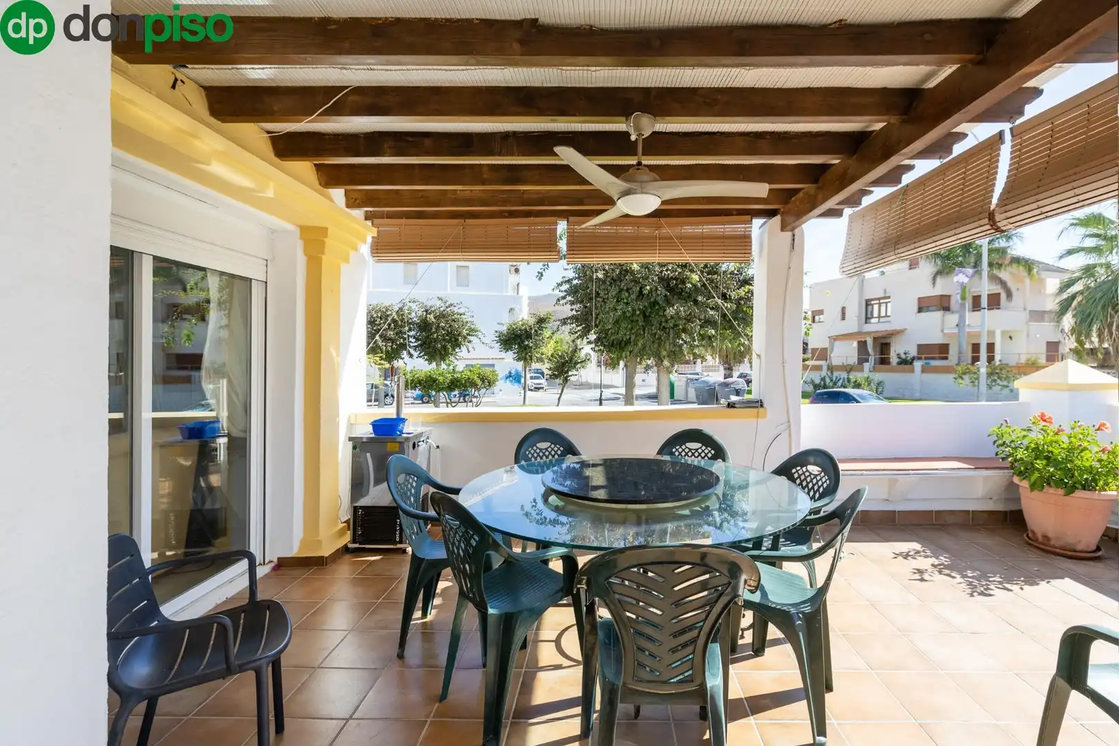 Terrassa de Casa adosada en venda en Motril amb Aire condicionat, Moblat i Balcó