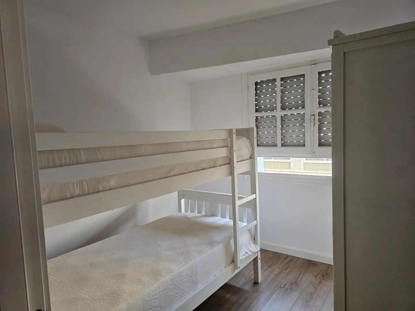 Schlafzimmer von Wohnung zur Miete in Águilas mit Klimaanlage, Heizung und Möbliert