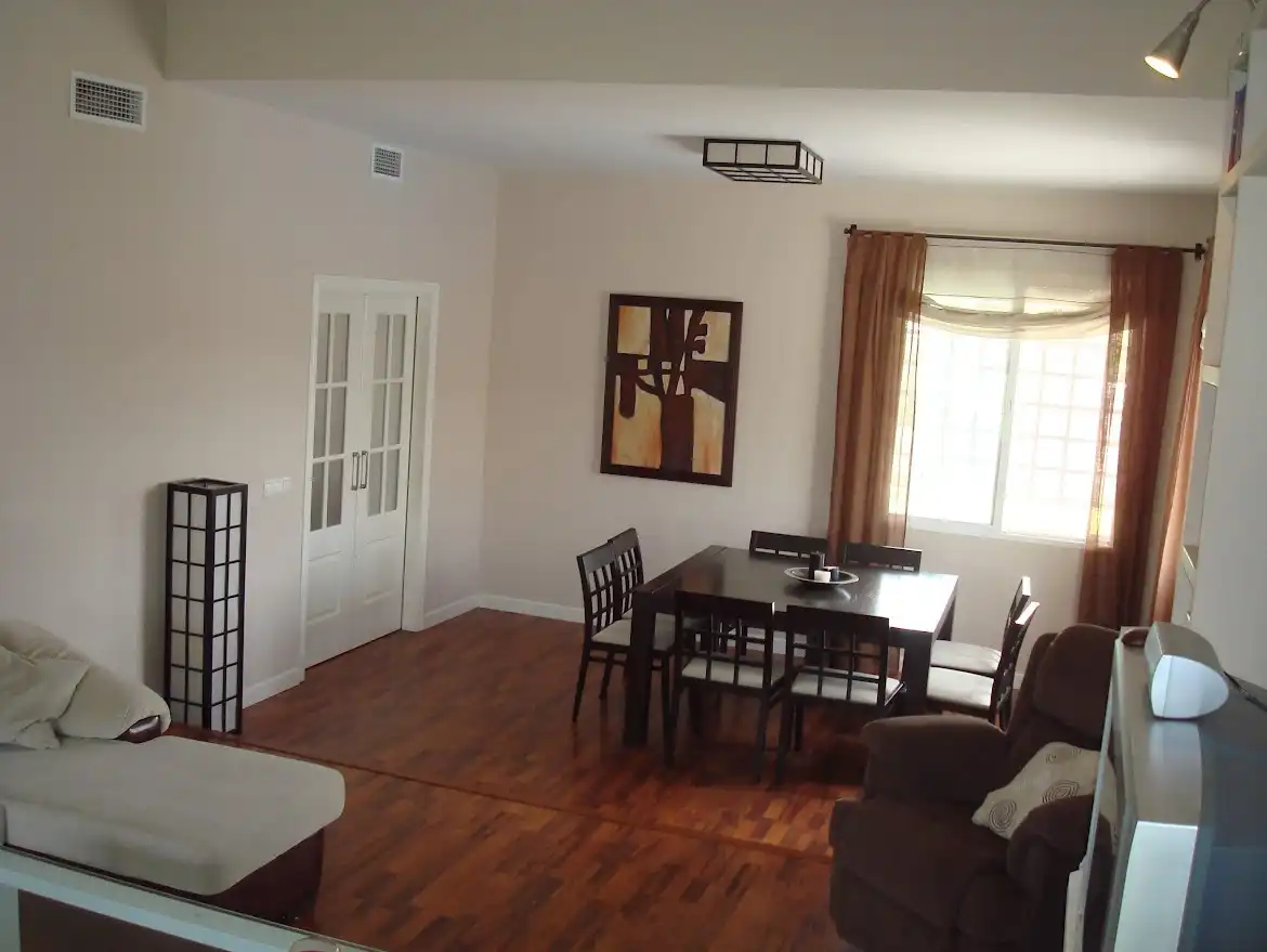 Comedor de Casa o chalet de alquiler en Córdoba con Aire acondicionado, Calefacción y Jardín privado