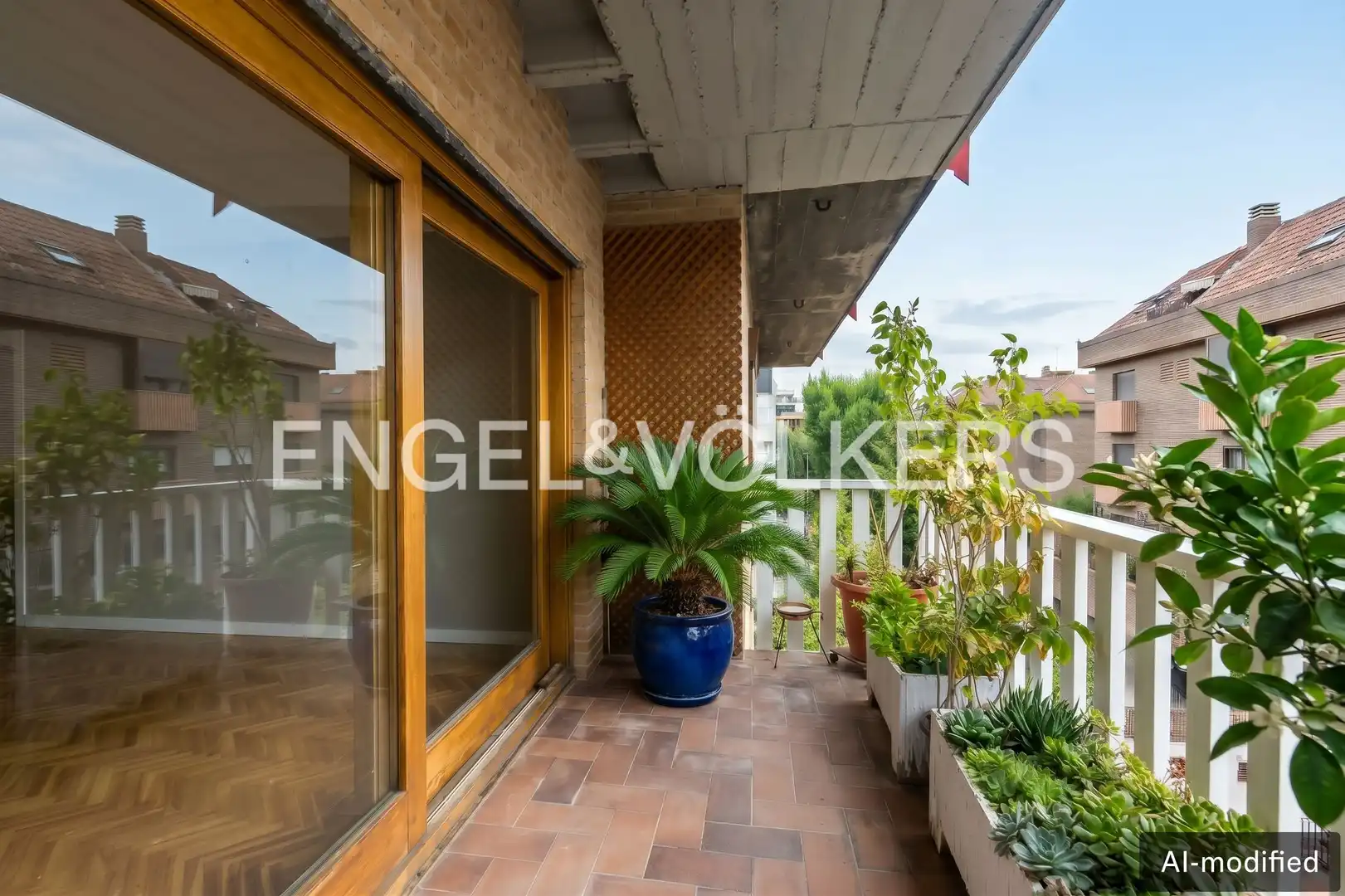 Penthouse with pool for sale in Ciudad Lineal