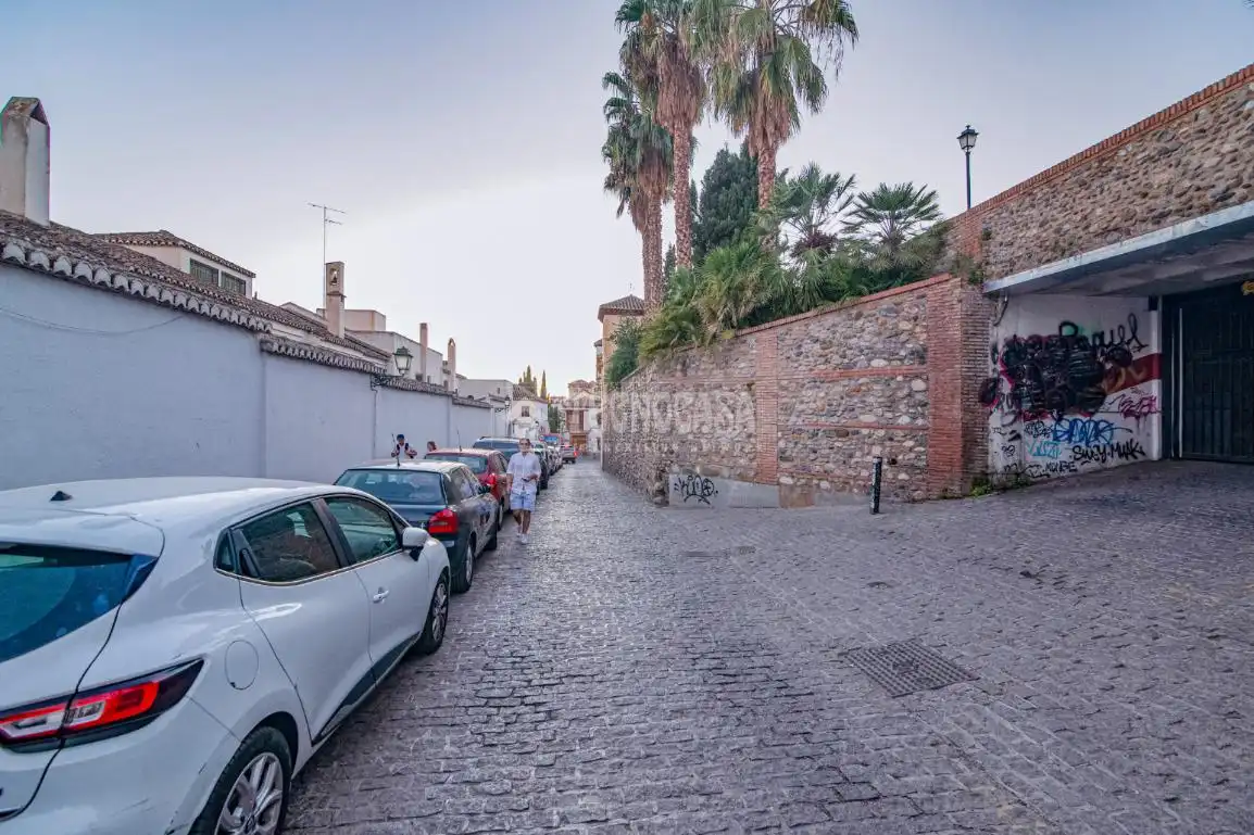 Garaje en venta en C. Sta Isabel la Real, Barrio de Albaicín