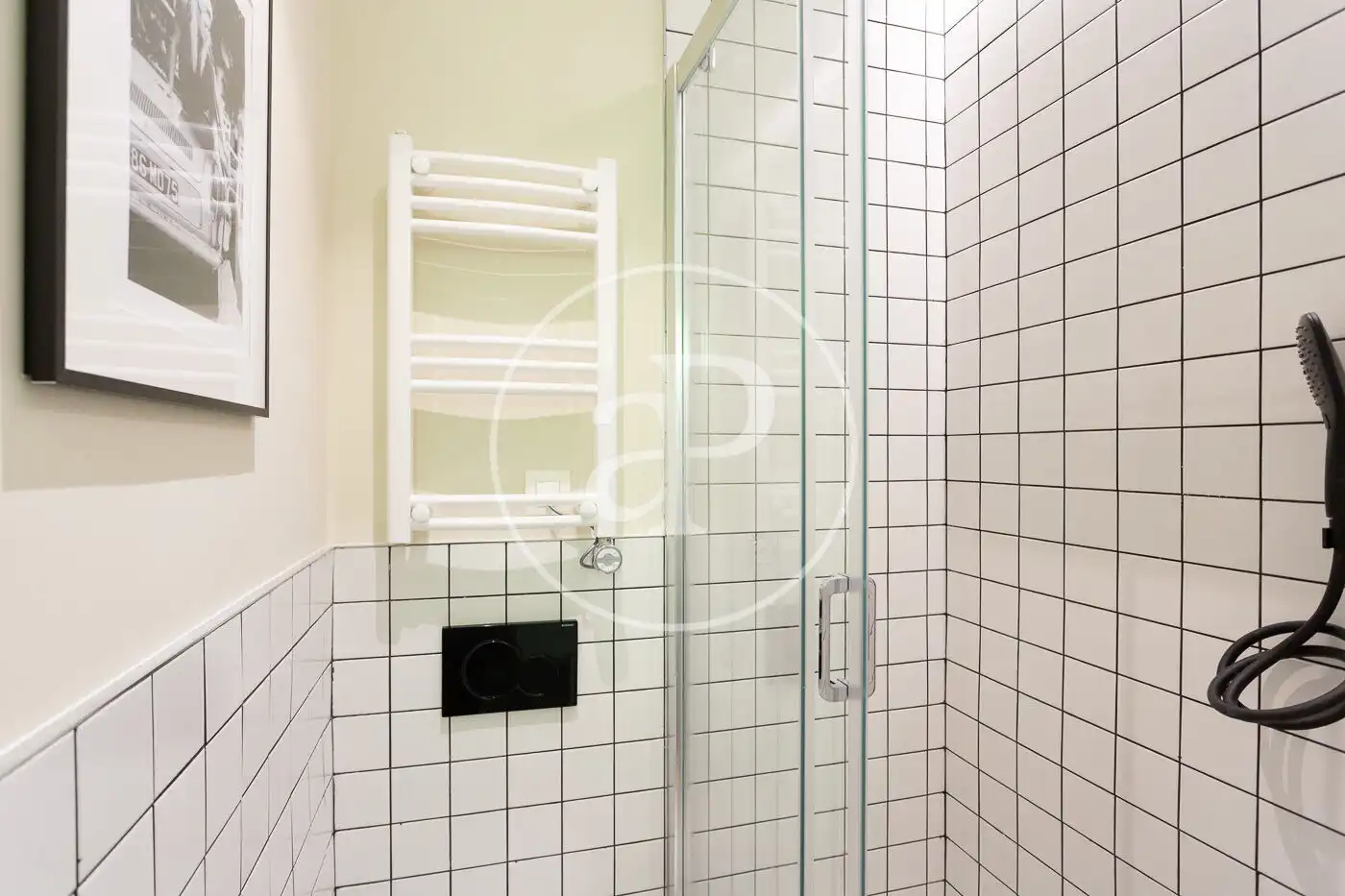 Badezimmer von Wohnung zum Verkauf in Madrid mit Klimaanlage, Heizung und Möbliert