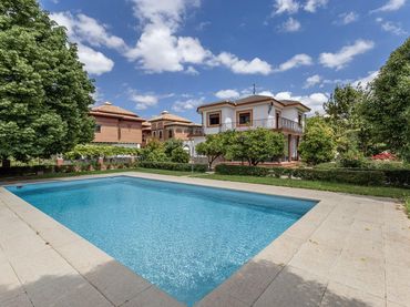 Villa con piscina in vendita a Huétor Vega