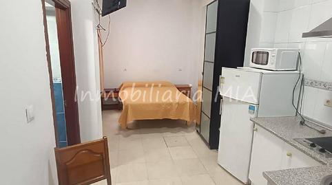Foto 2 de Edificio en venta en Parque Ayala - Jardín de la Abadía - Huelín, Málaga Capital