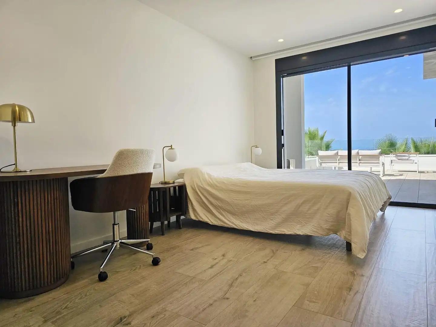 Schlafzimmer von Wohnungen zur Miete in Pedreguer mit Klimaanlage, Heizung und Privatgarten