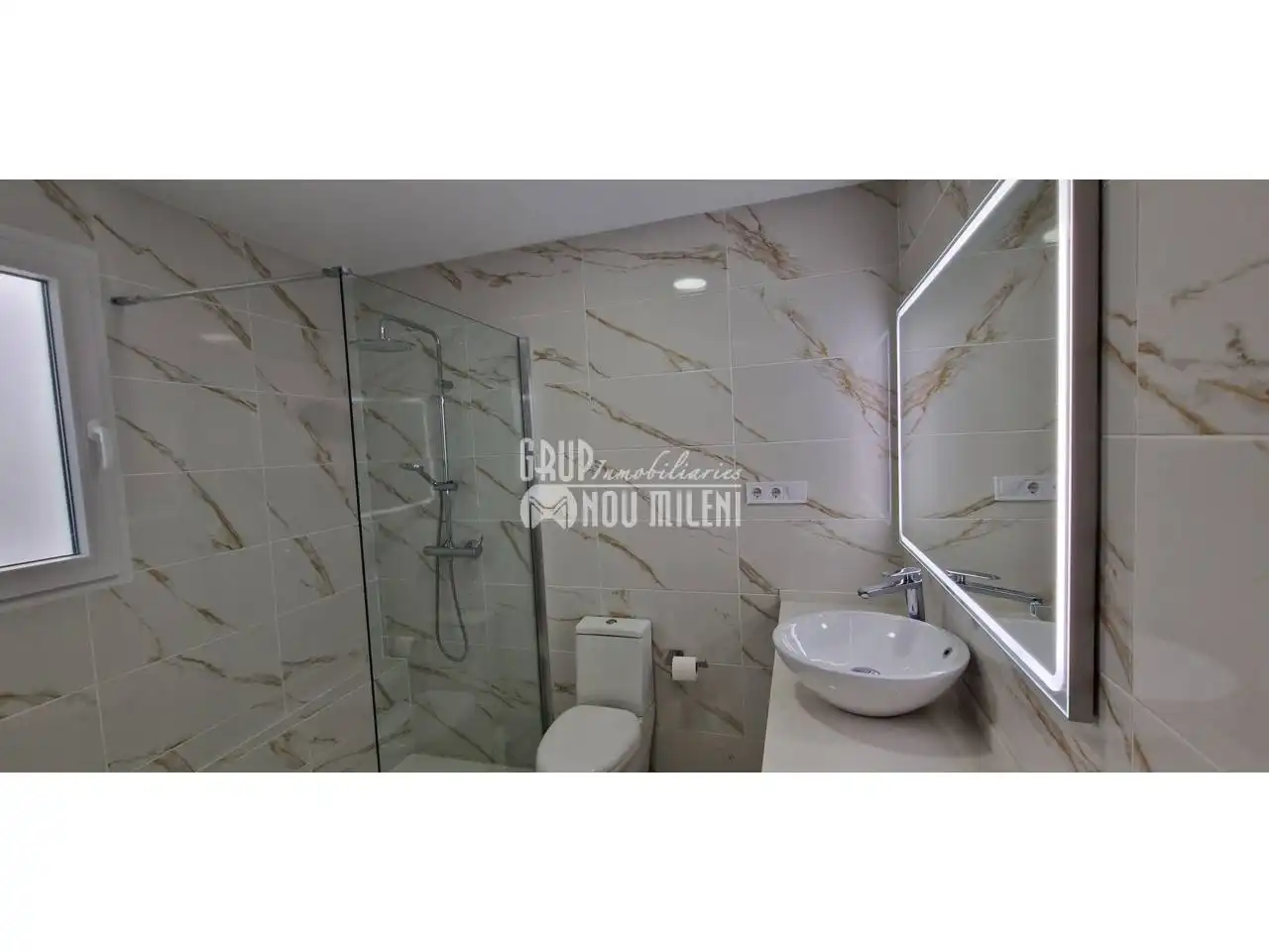 Baño de Piso de alquiler en Massanassa con Aire acondicionado, Calefacción y Terraza