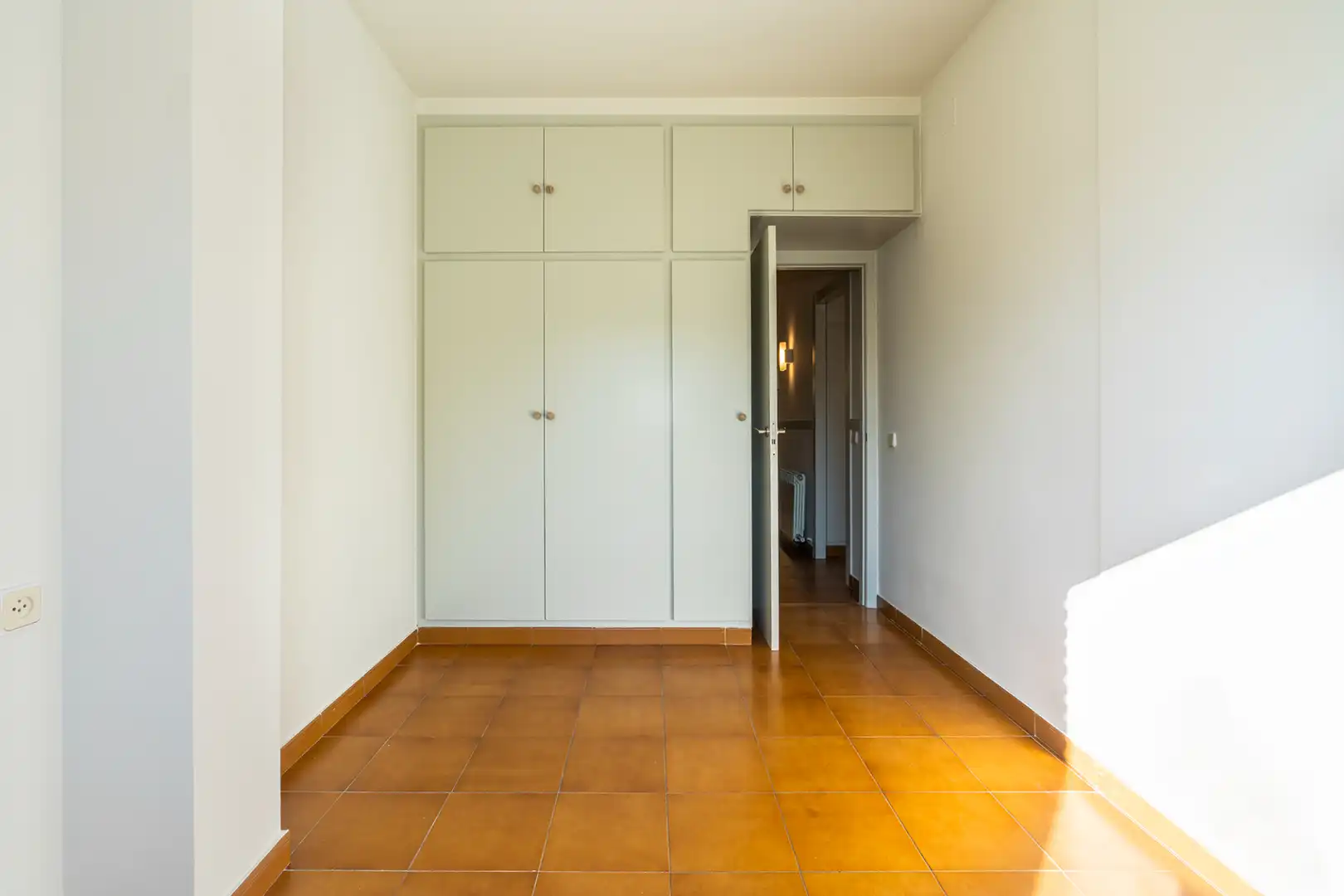 Detached homes for rent in Barcelona  with Air Conditioner, Heating and Terrace