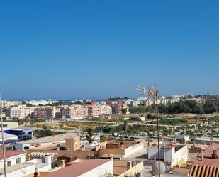 Vista exterior de Àtic en venda en Mijas amb Terrassa